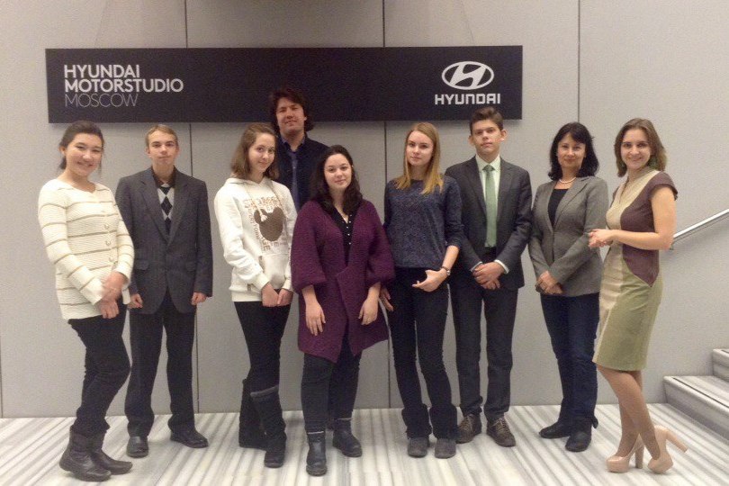 15 декабря ученики курса «Бизнес» Распределенного лицея НИУ ВШЭ посетили HyundaiMotorStudio