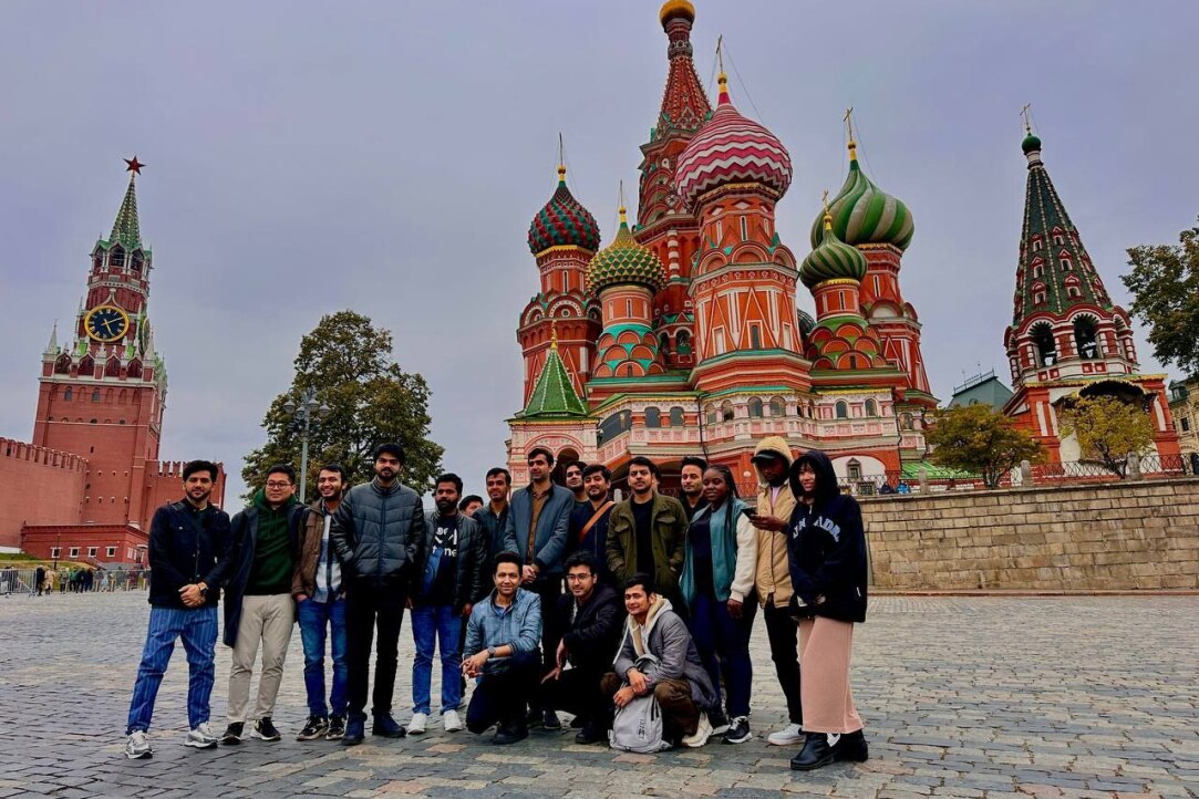 GSB International students explore Moscow