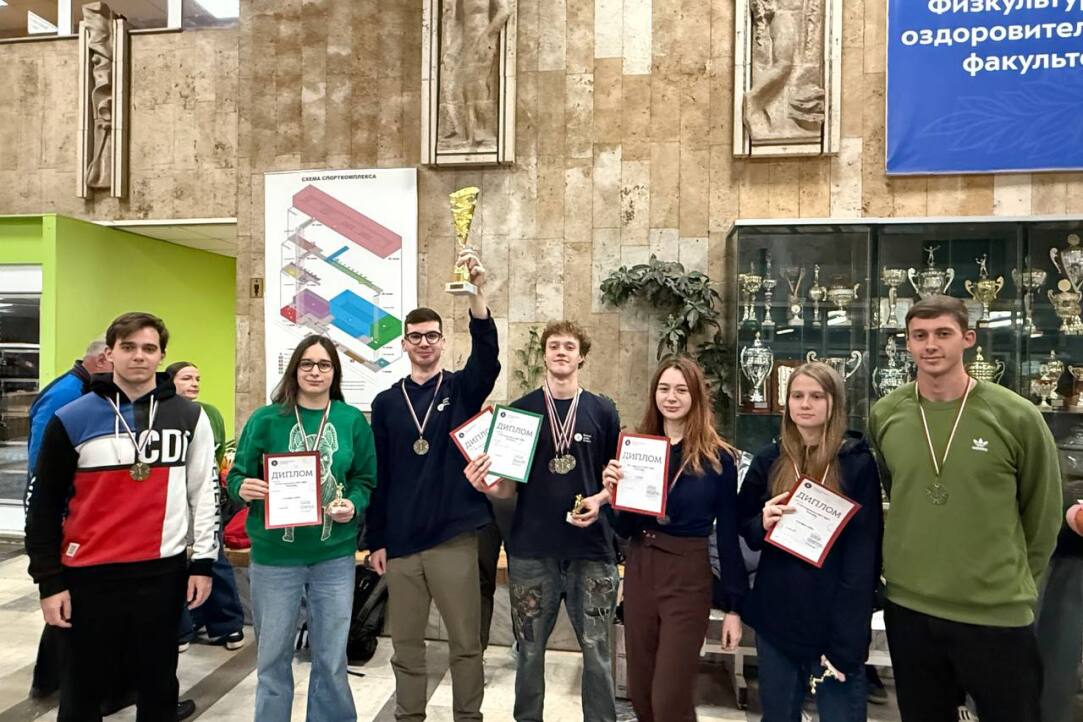 Сборная Высшей школы бизнеса НИУ ВШЭ по плаванию взяла золото на Спартакиаде ВШЭ